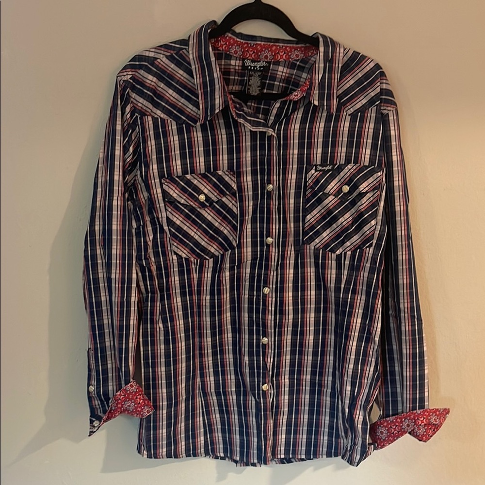 Stylish Plaid Button-Down Shirt for Men